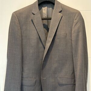 Hugo Boss Men’s Suit
